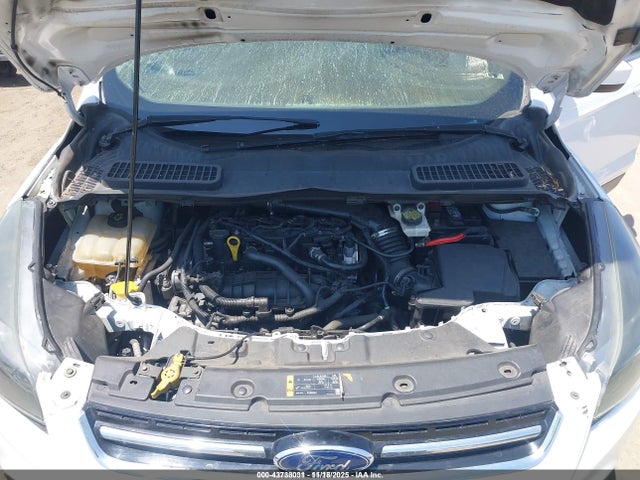 1FMCU0GX8FUA34320 Ford ESCAPE SE