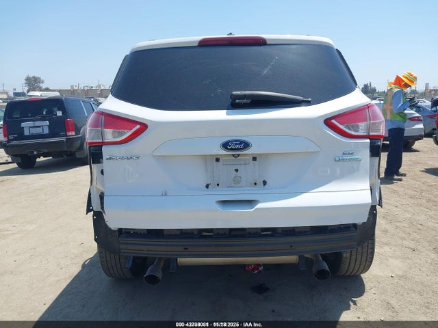 1FMCU0GX8FUA34320 Ford ESCAPE SE