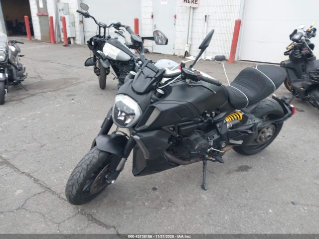 2021 DUCATI DIAVEL ZDMGAHRW5MB005100 Photo 1