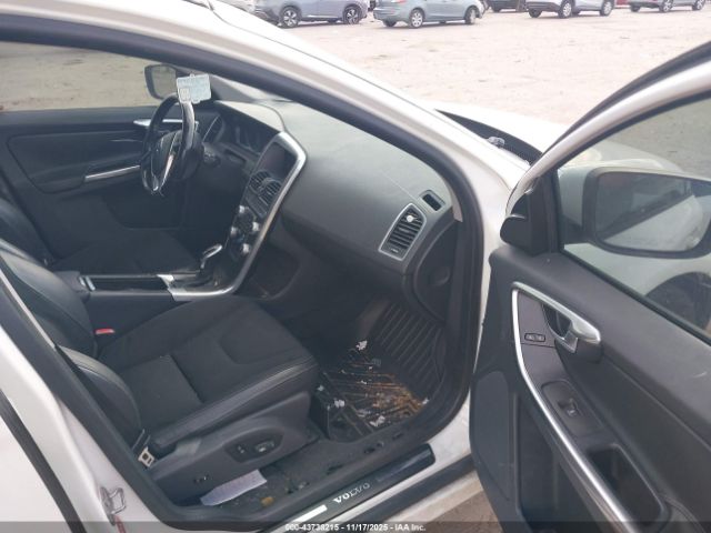 2015 VOLVO XC60 YV440MDJ0F2729508 Photo 4
