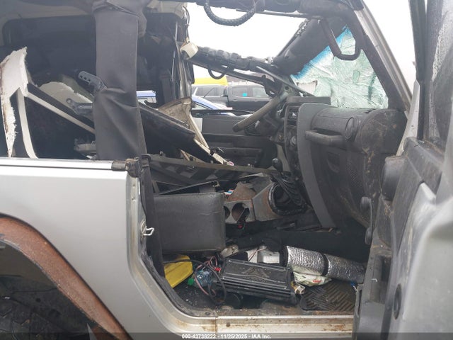 2008 Jeep Wrangler X მანქანა იყიდება აუქციონზე, vin: 1J4FA24128L601162, აუქციონის ნომერი: 43738222