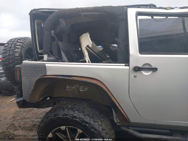 2008 Jeep Wrangler X მანქანა იყიდება აუქციონზე, vin: 1J4FA24128L601162, აუქციონის ნომერი: 43738222