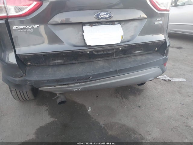 1FMCU9G98FUB67844 Ford ESCAPE SE