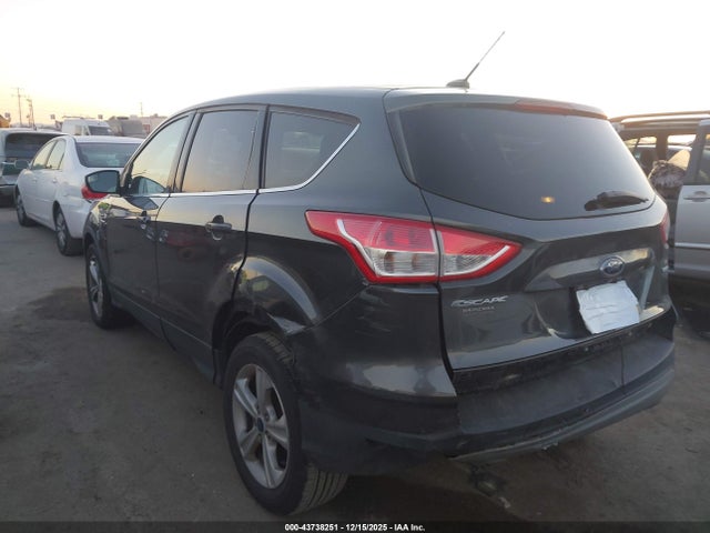 1FMCU9G98FUB67844 Ford ESCAPE SE