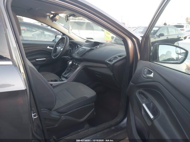 1FMCU9G98FUB67844 Ford ESCAPE SE