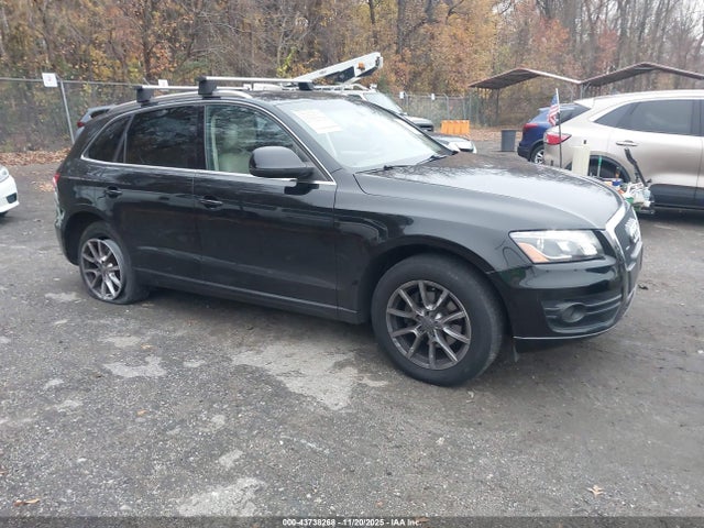 2011 AUDI Q5 WA1LFAFP2BA021896 Photo 0
