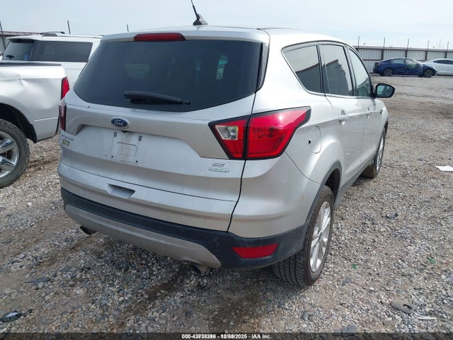 Ford ESCAPE SE 2019 1FMCU0GD9KUB09574 Image 4