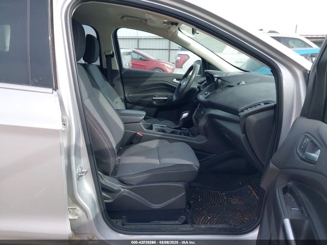Ford ESCAPE SE 2019 1FMCU0GD9KUB09574 Image 5