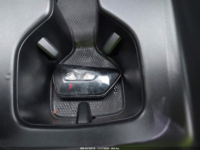 Volkswagen ID.4 2023 1V2JNPE87PC014191 Image 11