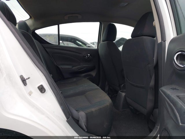 Продажа на аукционе авто 2017 Nissan Versa 1.6 S/1.6 S+/1.6 Sl/1.6 Sv, vin: 3N1CN7APXHL812684, номер лота: 43738403