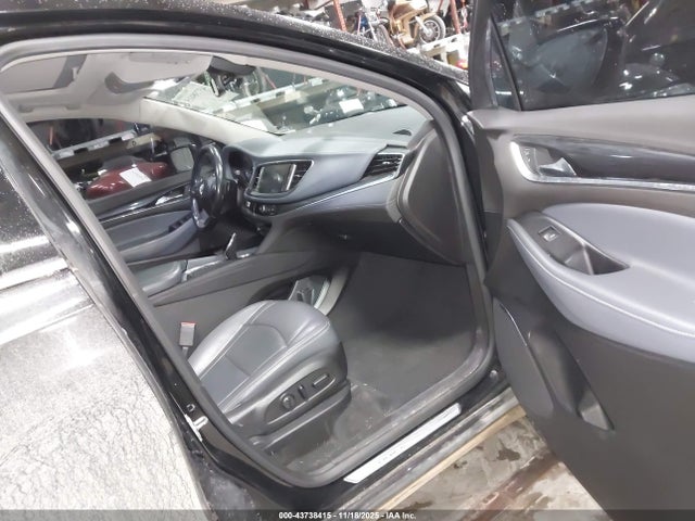 2018 Buick Enclave Essence მანქანა იყიდება აუქციონზე, vin: 5GAERBKW0JJ231390, აუქციონის ნომერი: 43738415