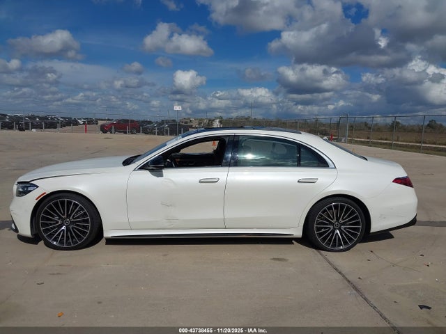 W1K6G6DB1NA077651 Mercedes-Benz S 500 4matic