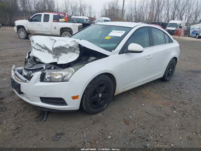 Chevrolet Cruze 1lt Auto 2014 1G1PC5SB0E7201048 Image 2