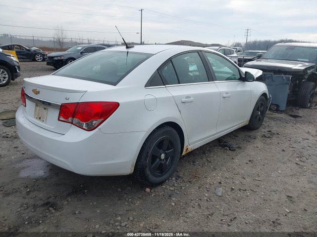 Chevrolet Cruze 1lt Auto 2014 1G1PC5SB0E7201048 Image 4