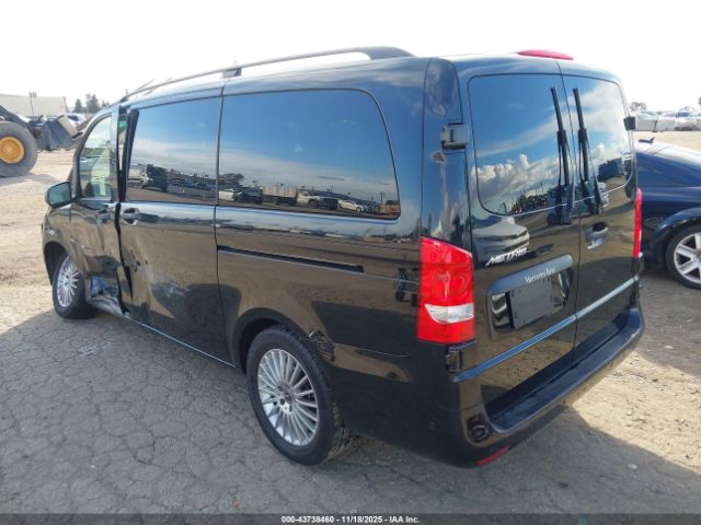 2023 MERCEDES-BENZ METRIS W1WV0FEY0P4331143 Photo 2