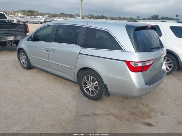 2011 HONDA ODYSSEY 5FNRL5H62BB005368 Photo 2