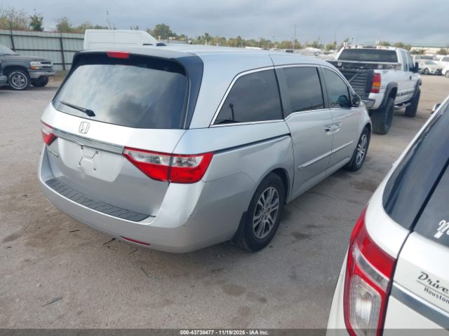 2011 HONDA ODYSSEY 5FNRL5H62BB005368 Photo 3