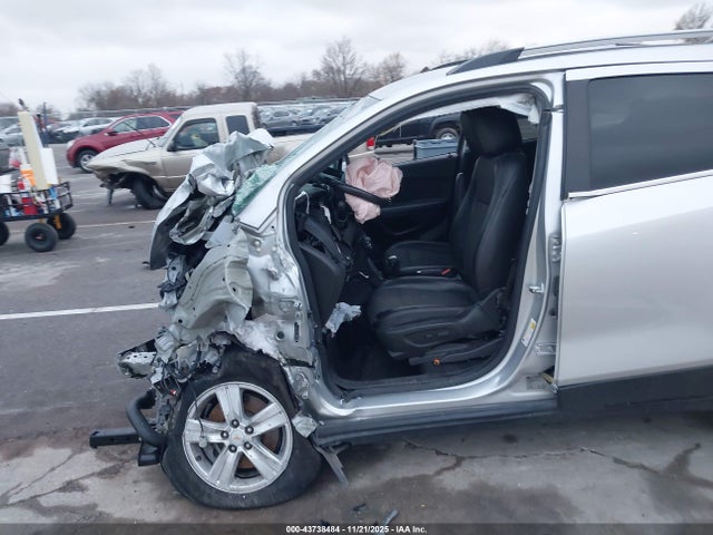 Chevrolet Trax Lt 2019 KL7CJPSBXKB751693 Image 6