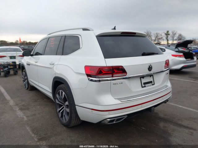 2022 VOLKSWAGEN ATLAS 1V2FR2CA9NC537227 Photo 2