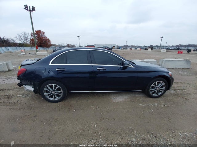 2017 Mercedes-benz C 300 4matic მანქანა იყიდება აუქციონზე, vin: WDDWF4KB8HR217503, აუქციონის ნომერი: 43738562