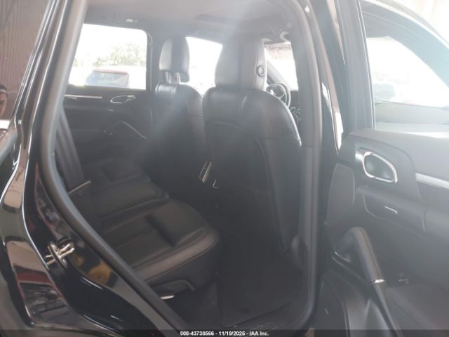 2016 PORSCHE CAYENNE WP1AA2A20GKA09937 Photo 7