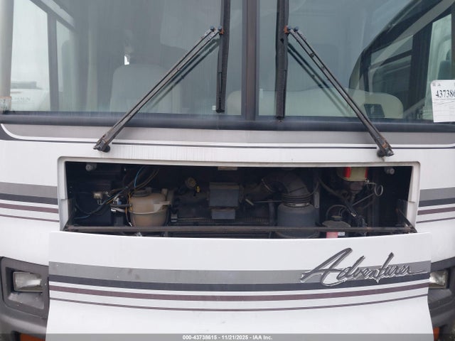 43738615 :رقم المزاد ، 1FCNF53S810A06449 vin ، 2001 Ford F550 Super Duty Stripped Chass مزاد بيع