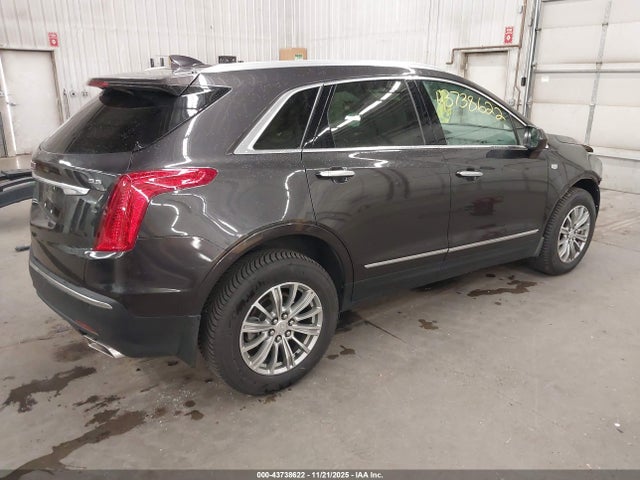 2017 CADILLAC XT5 1GYKNDRS2HZ262870 Photo 3