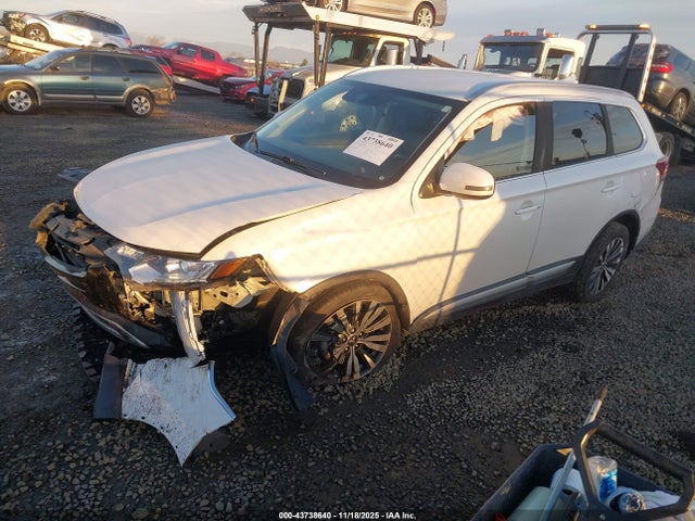 43738640 :رقم المزاد ، JA4AZ3A33LZ020239 vin ، 2020 Mitsubishi Outlander Sel 2.4 S-awc مزاد بيع