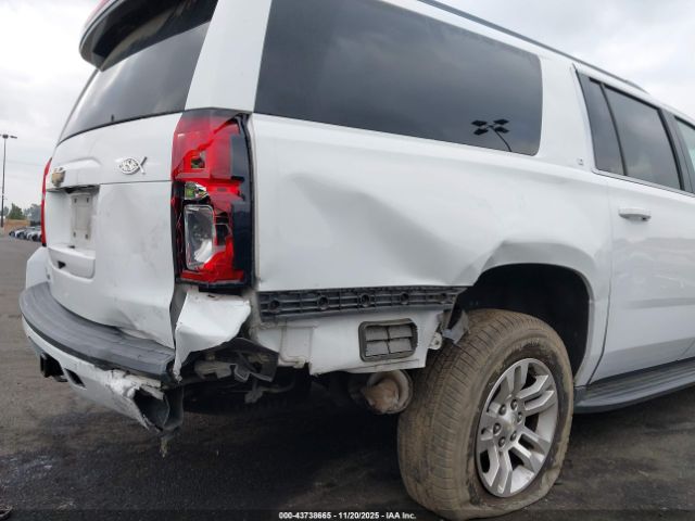 2016 CHEVROLET SUBURBAN 1GNSKHKC8GR265965 Photo 5