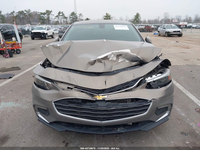 1G1ZE5ST1HF129976 Chevrolet MALIBU 1LT