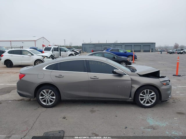 1G1ZE5ST1HF129976 Chevrolet MALIBU 1LT