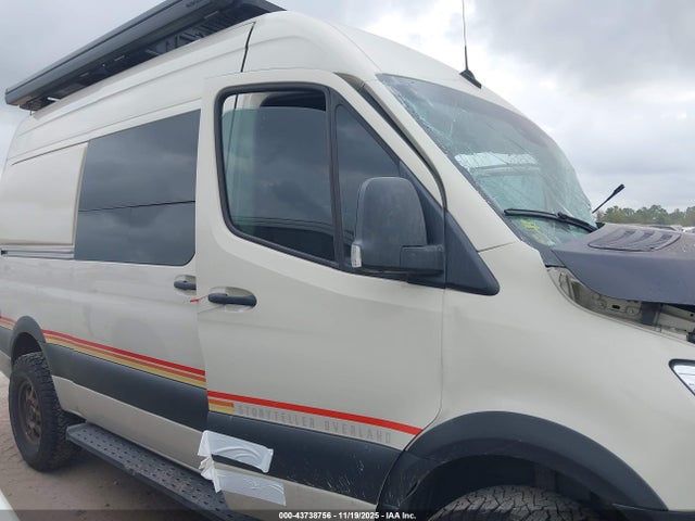 W1W4EBVY5KT016911 Mercedes-Benz Sprinter 2500 Standard Roof V6