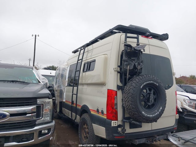 W1W4EBVY5KT016911 Mercedes-Benz Sprinter 2500 Standard Roof V6