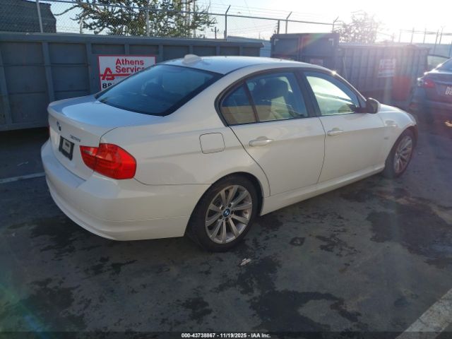 2011 BMW 328I WBAPH5G56BNM77041 Photo 3