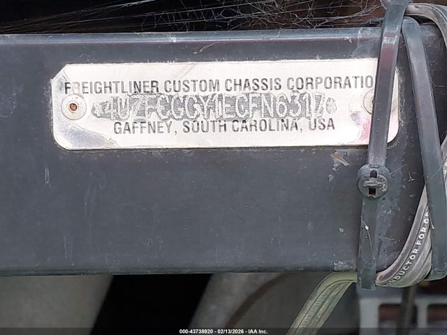 4UZFCGCY1ECFN6317 Freightliner Chassis Xc