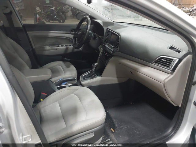 43739002 :رقم المزاد ، KMHD84LF8JU614656 vin ، 2018 Hyundai Elantra Value Edition مزاد بيع