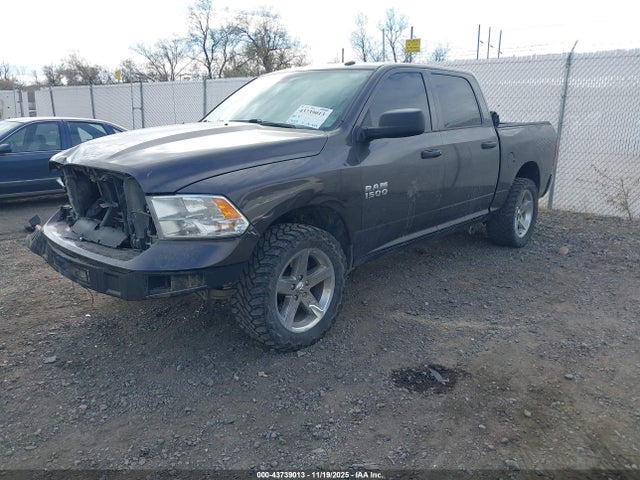 2018 RAM 1500 3C6RR7KG5JG203485 Photo 1