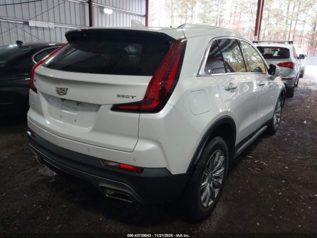 2021 CADILLAC XT4 1GYFZDR41MF057009 Photo 3