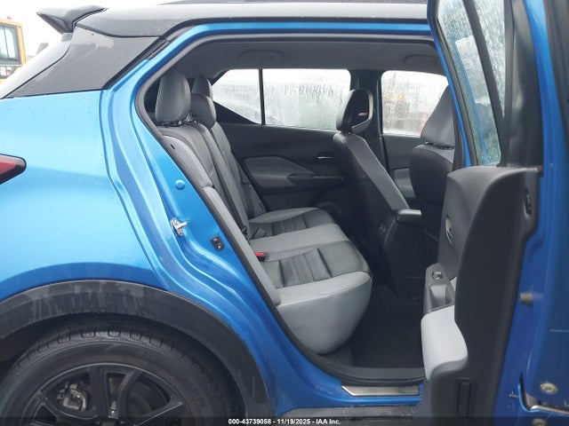3N1CP5DV7NL475735 Nissan Kicks Sr Xtronic Cvt
