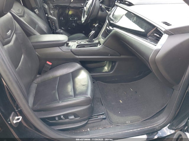 2020 CADILLAC XT6 1GYKPCRS2LZ175113 Photo 4