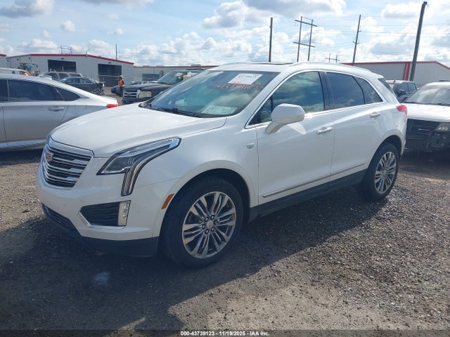 2018 CADILLAC XT5 1GYKNERS0JZ178235 Photo 1