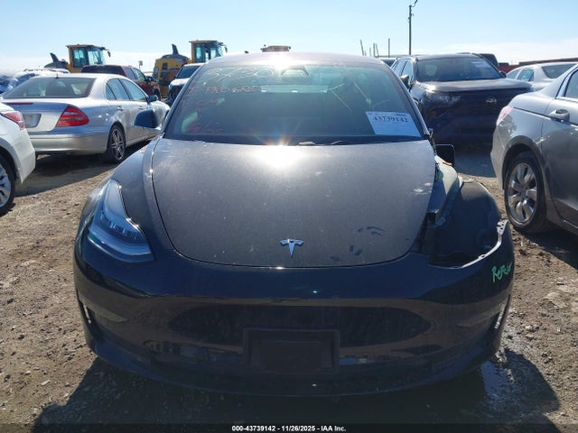 5YJ3E1EA1KF324035 Tesla MODEL 3