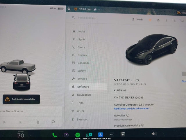 5YJ3E1EA1KF324035 Tesla MODEL 3