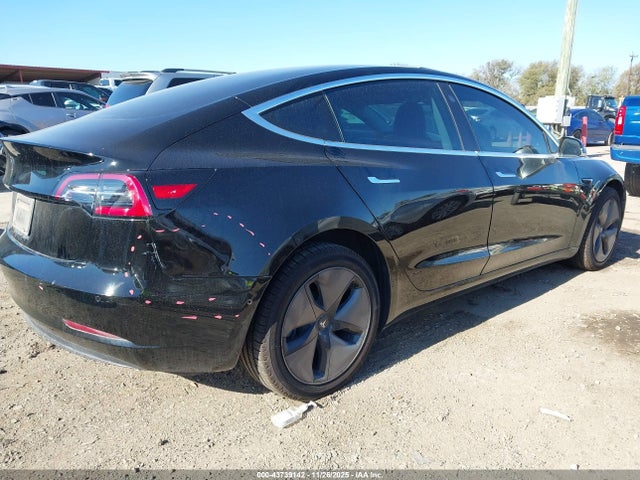 2019 TESLA MODEL 3 5YJ3E1EA1KF324035 Photo 3
