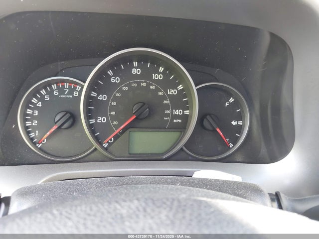 2T3ZFREV3GW276712 Toyota RAV4 LE