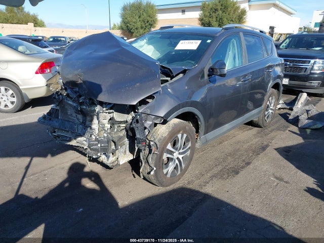 2T3ZFREV3GW276712 Toyota RAV4 LE