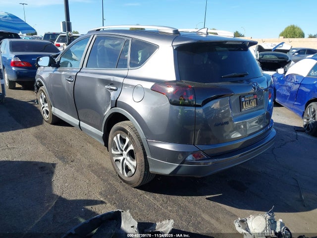 2T3ZFREV3GW276712 Toyota RAV4 LE