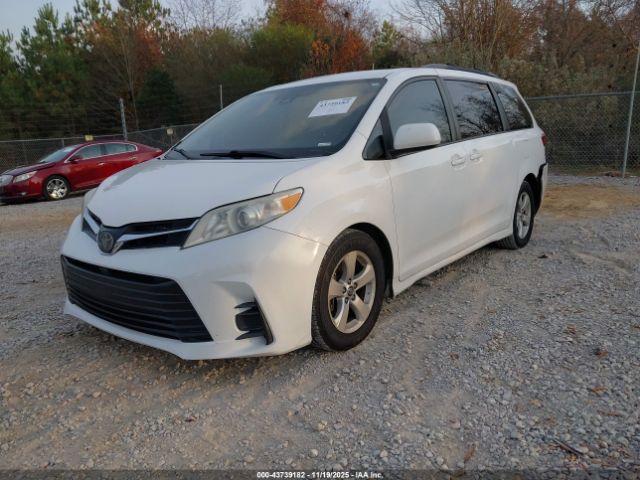 2018 TOYOTA SIENNA 5TDKZ3DC6JS939298 Photo 1