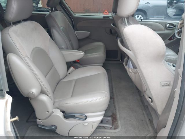 2003 CHRYSLER TOWN & COUNTRY 2C8GP64L53R276023 Photo 7