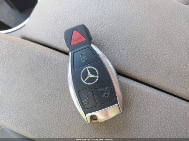 2014 MERCEDES-BENZ C 250 WDDGF4HB2ER303168 Photo 10